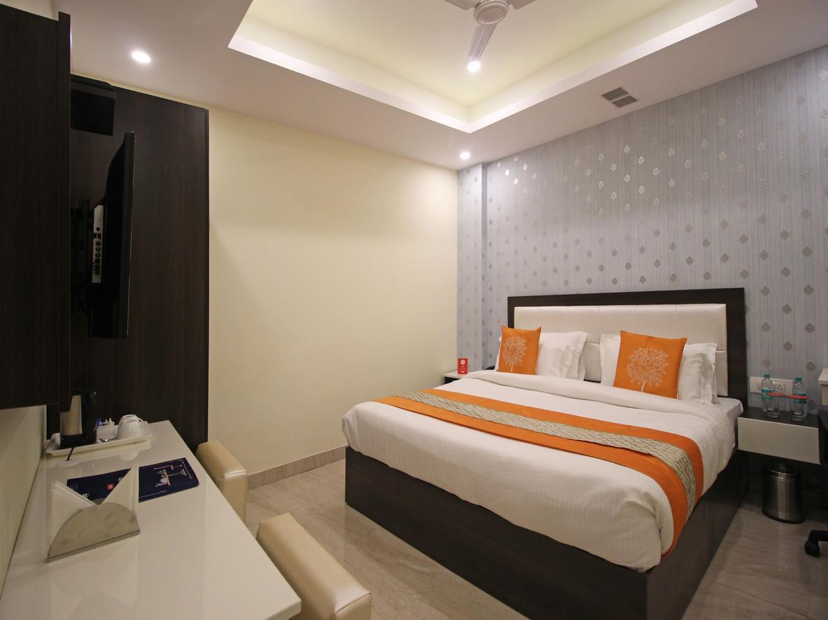 Oyo 8132 Hotel Kukreja Dehradun Zewnętrze zdjęcie