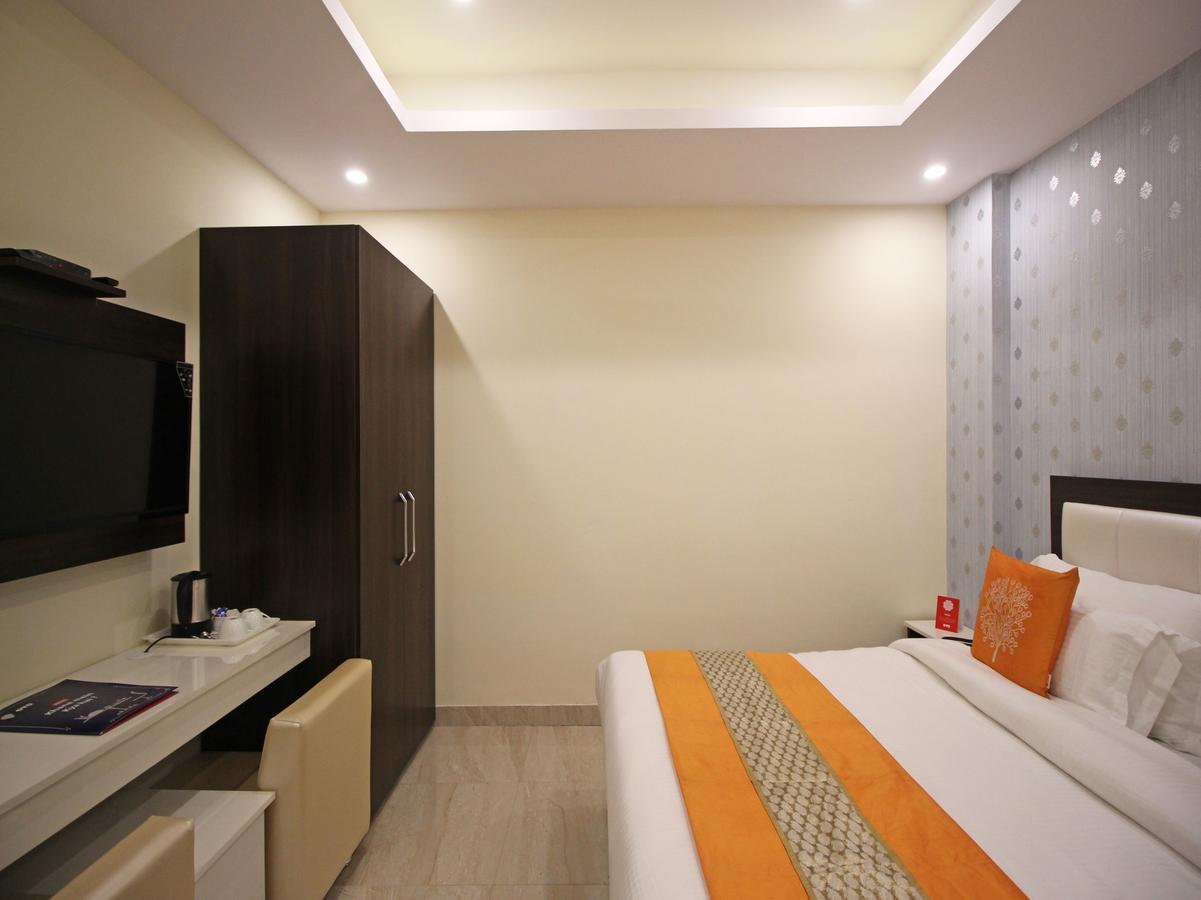 Oyo 8132 Hotel Kukreja Dehradun Zewnętrze zdjęcie